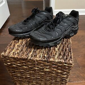Black Athletic Sneakers